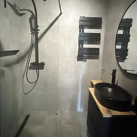 Loft Re Design 公寓 *